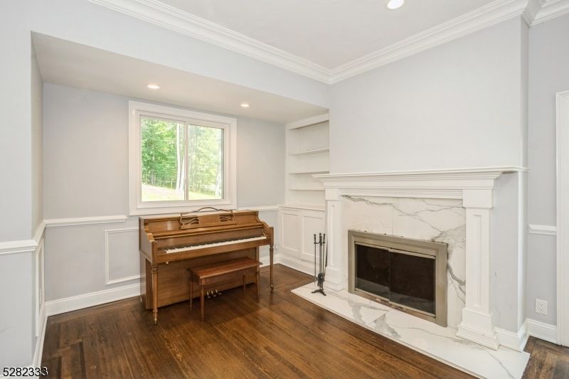 Fireplace, Interior, Piano, Recessed Lighting, Wood Texture Flooring