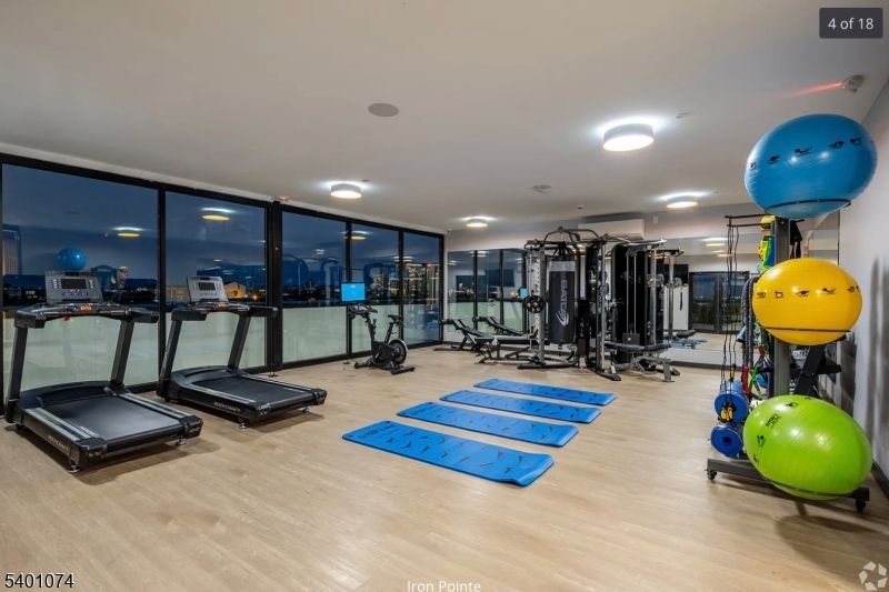 Fitness Equipment, Interior, Recessed Lighting, Wood Texture Flooring