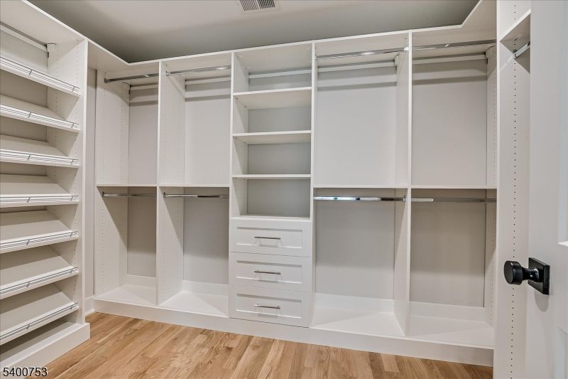 Interior, Walk-in Closets, Wood Texture Flooring