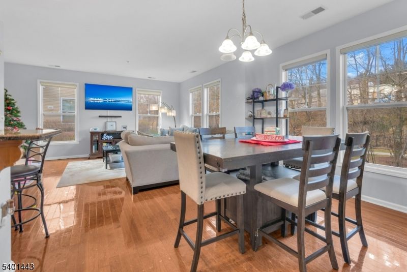 Chandelier, Dining room, Interior, Living room, Pendant Lights, Wood Texture Flooring
