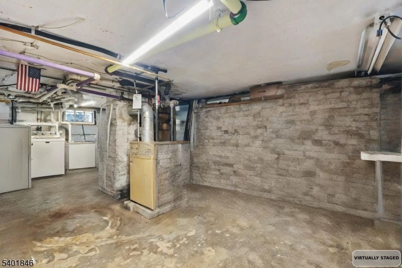 Garage, Interior, Stone Walls, Washer