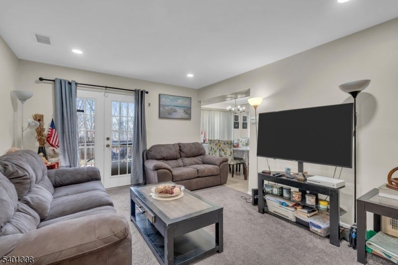 Chandelier, Dining room, Interior, Living room, Recessed Lighting