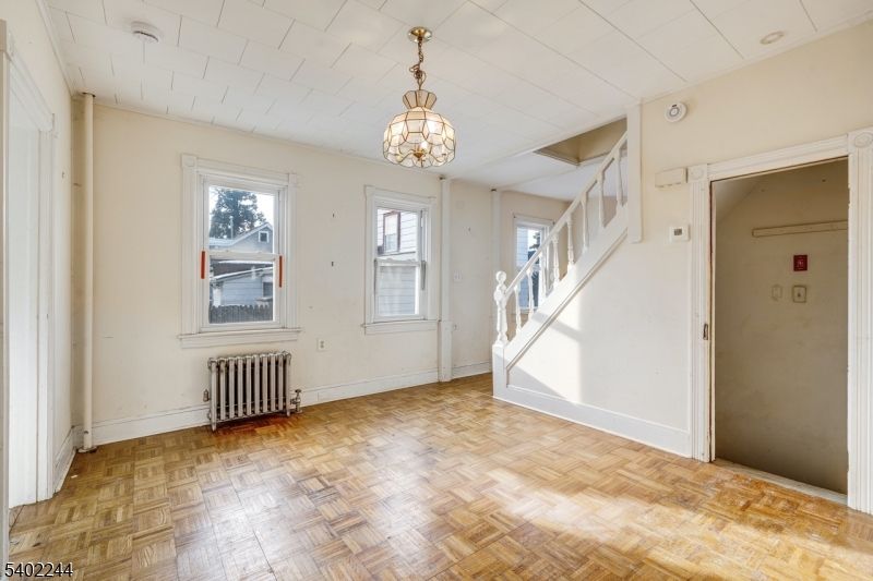 Empty room, Interior, Pendant Lights, Wood Texture Flooring