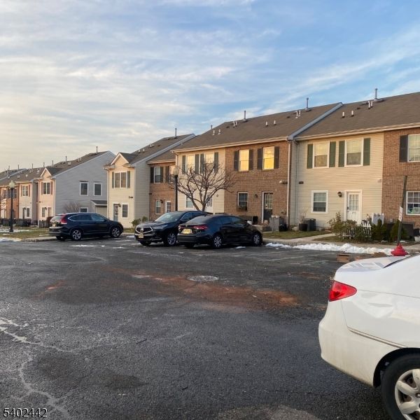 Exterior, Facade, Brick Facade, Rowhouse