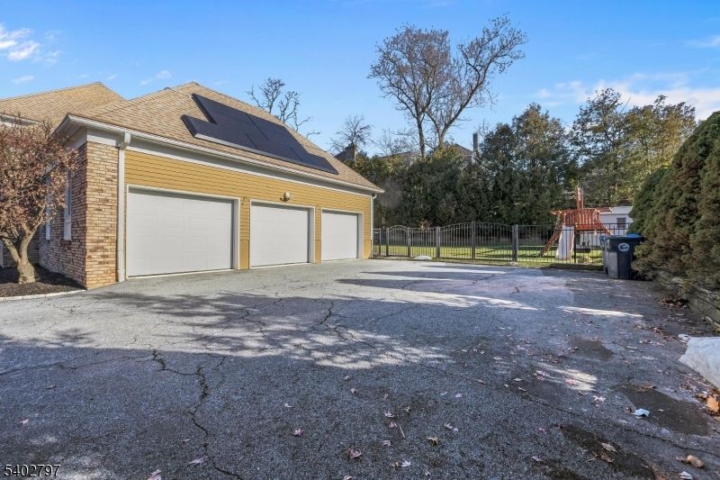 Detached Garage, Exterior, Playground