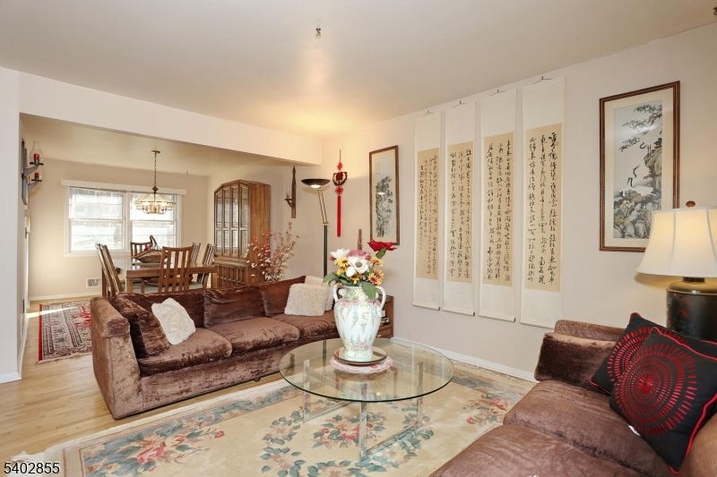 Chandelier, Dining room, Interior, Living room, Wood Texture Flooring