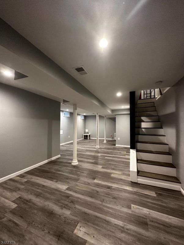 Interior, Recessed Lighting, Wood Texture Flooring