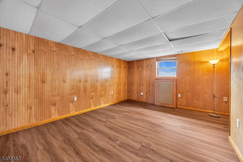 Empty room, Interior, Wood Texture Flooring, Wooden Walls