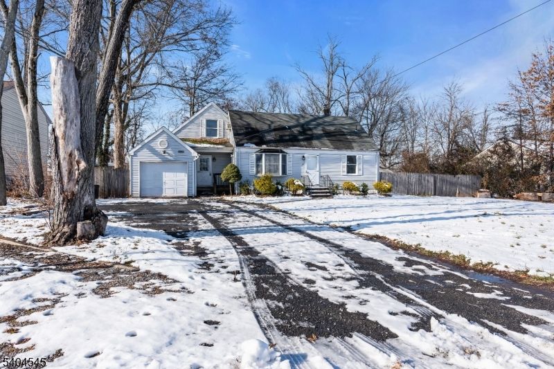 Backyard, Detached Garage, Exterior