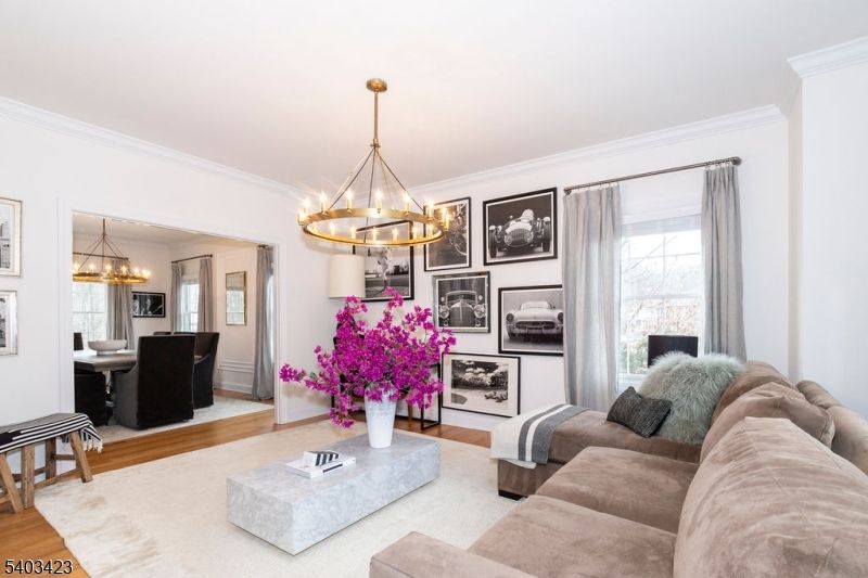 Chandelier, Dining room, Interior, Living room, Wood Texture Flooring