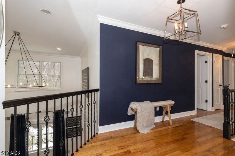 Interior, Pendant Lights, Recessed Lighting, Wood Texture Flooring