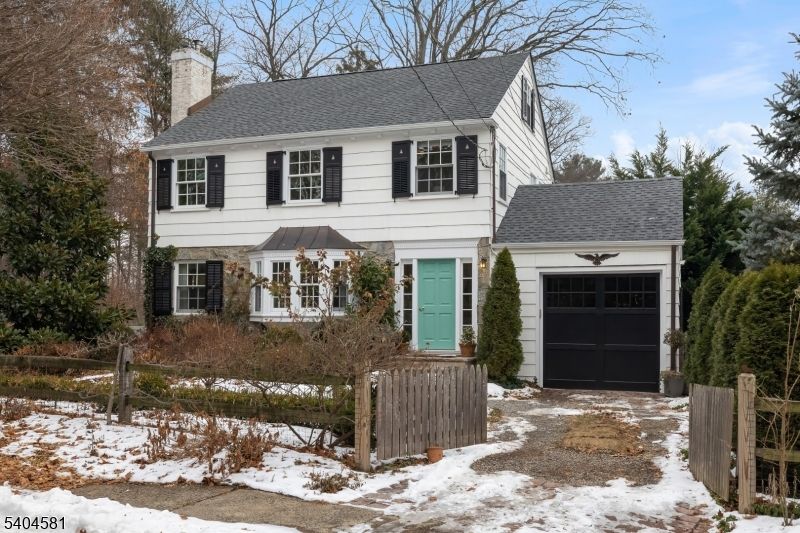 Attached, Exterior, Facade, Georgian