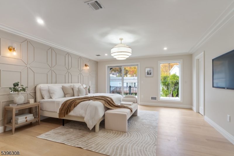 Bedroom, Chandelier, Interior, Recessed Lighting, Water, Wood Texture Flooring