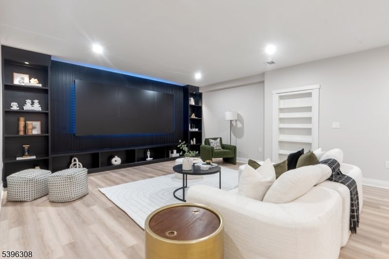 Interior, Living room, Recessed Lighting, Wood Texture Flooring