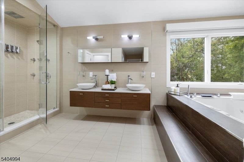 Bathroom, Dual Sink Vanities, Glass Shower, Interior