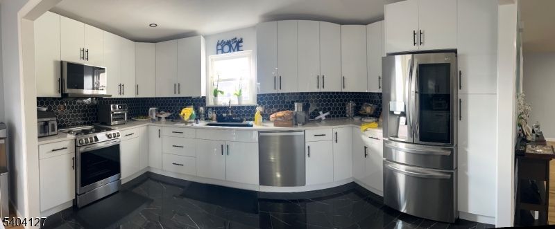 Interior, Kitchen, Marble, Recessed Lighting, Stainless Steel Appliances