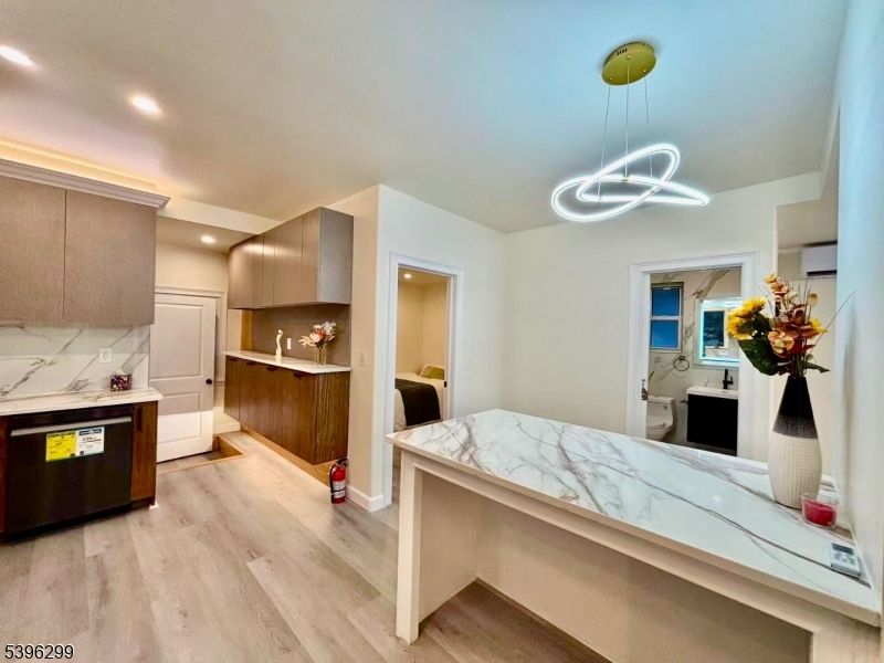 Interior, Kitchen, Pendant Lights, Recessed Lighting, Wood Texture Flooring
