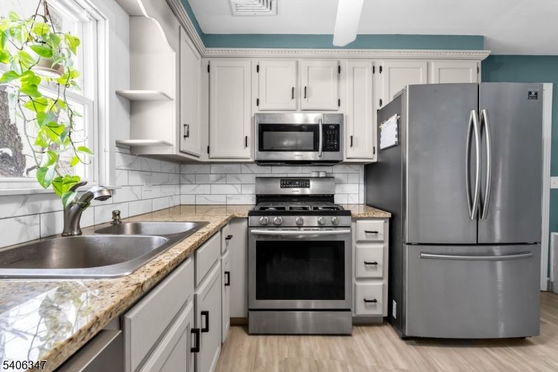 Interior, Kitchen, Stainless Steel Appliances, Wood Texture Flooring