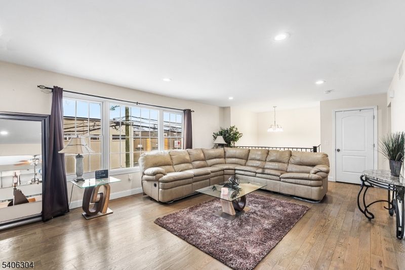 Interior, Living room, Pendant Lights, Recessed Lighting, Wood Texture Flooring