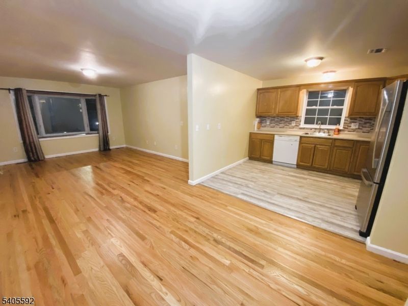 Empty room, Interior, Kitchen, Wood Texture Flooring