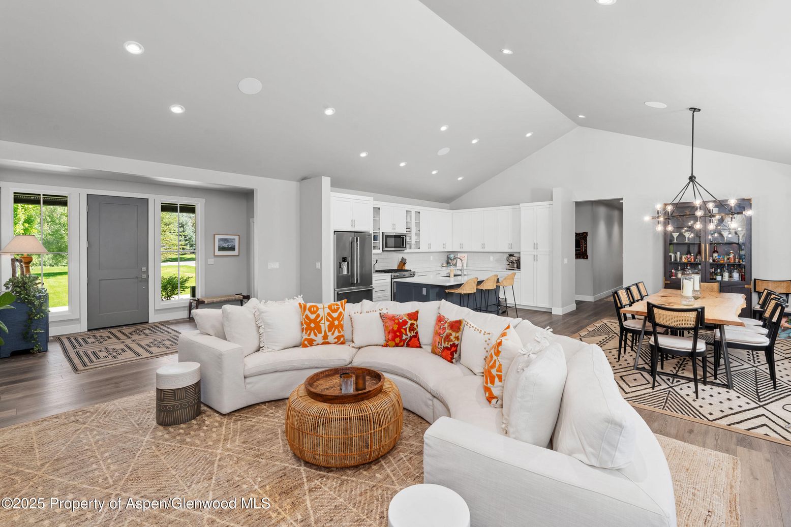 Dining room, Interior, Kitchen, Living room, Pendant Lights, Recessed Lighting, Stainless Steel Appliances, Wood Texture Flooring