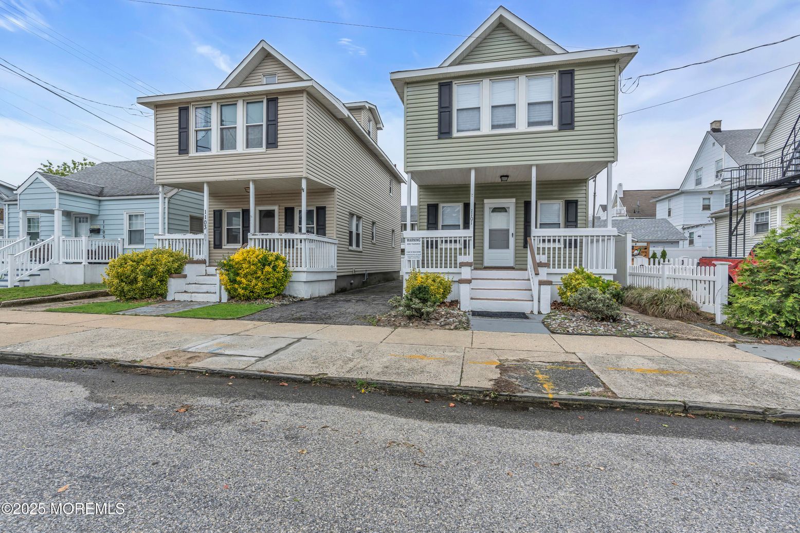 Exterior, Facade, Queen Anne Victorian