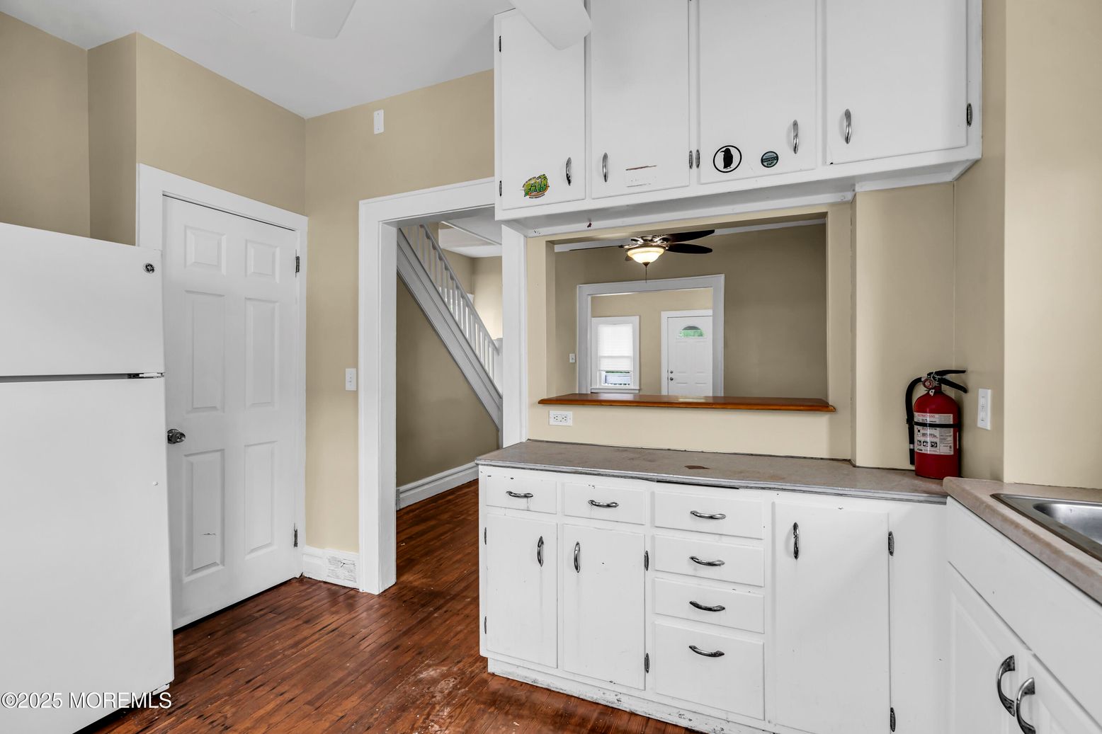 Interior, Kitchen, Wood Texture Flooring