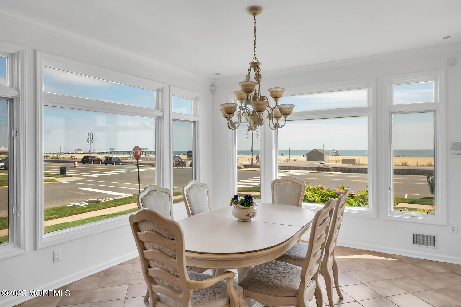 Chandelier, Dining room, Interior, Water