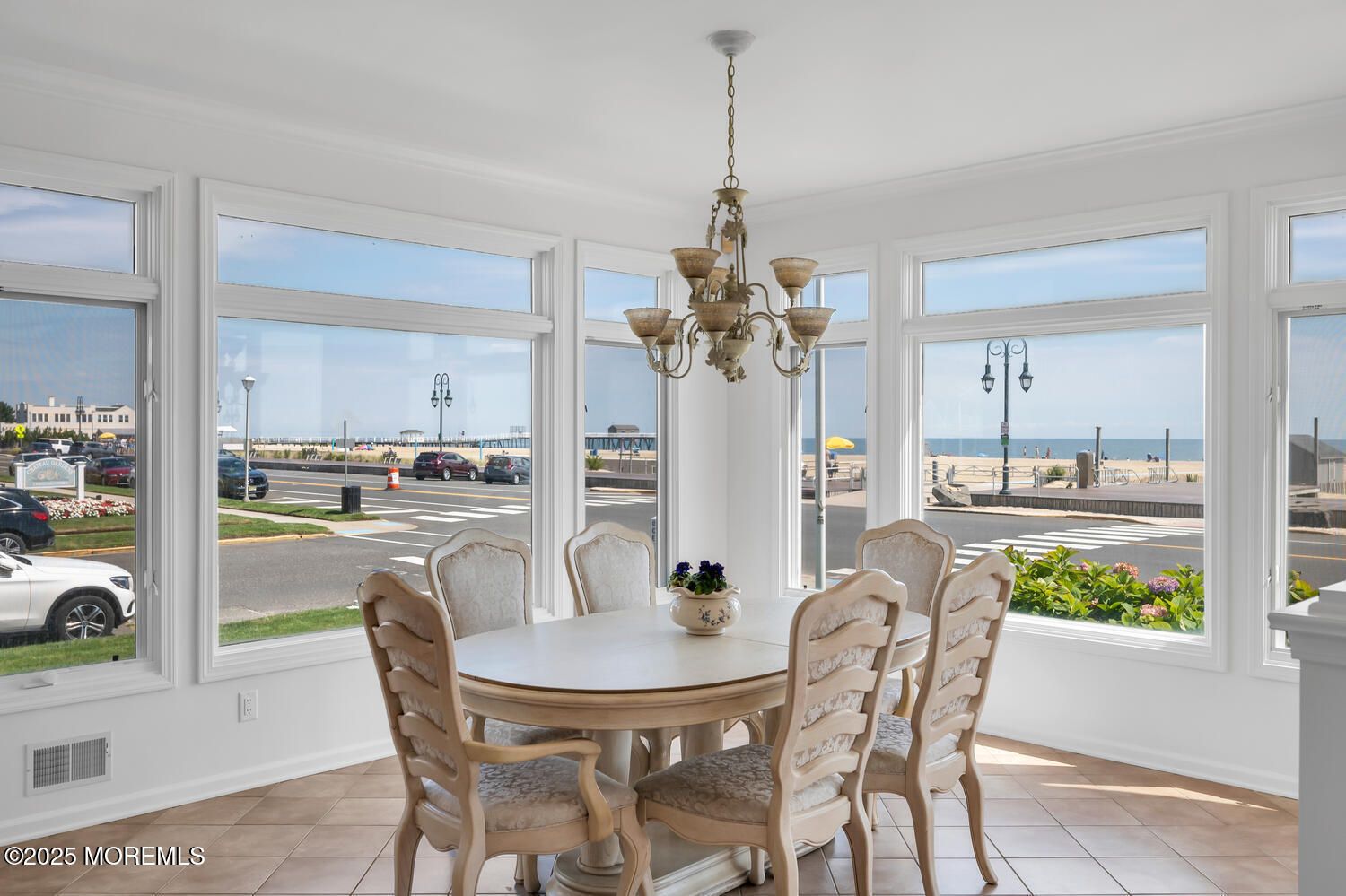 Chandelier, Dining room, Interior, Water