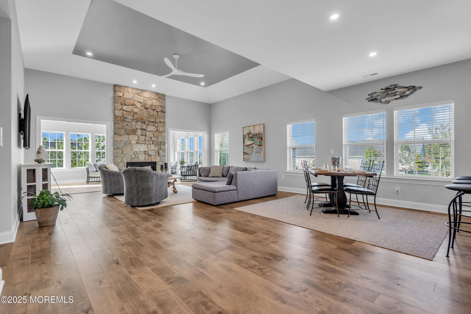 Dining room, Interior, Living room, Recessed Lighting, Stone Walls, Wood Texture Flooring
