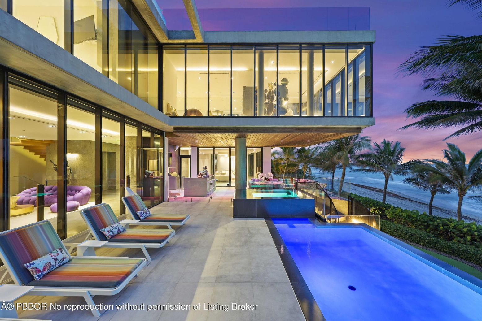 Exterior, Pool, Water