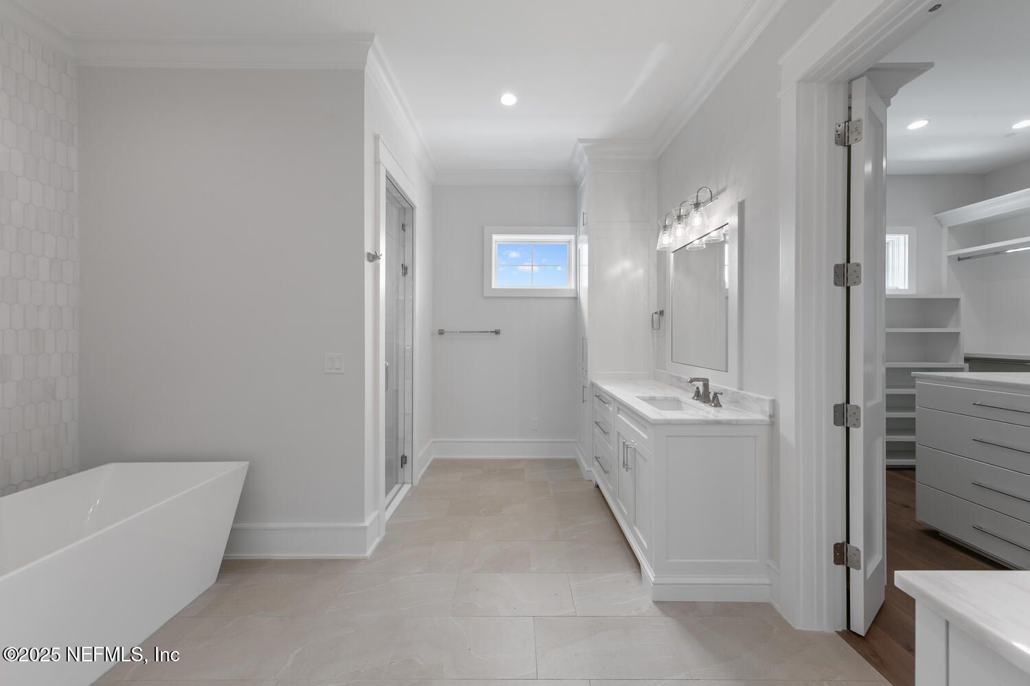 Bathroom, Dual Sink Vanities, Free Standing Baths, Interior, Recessed Lighting