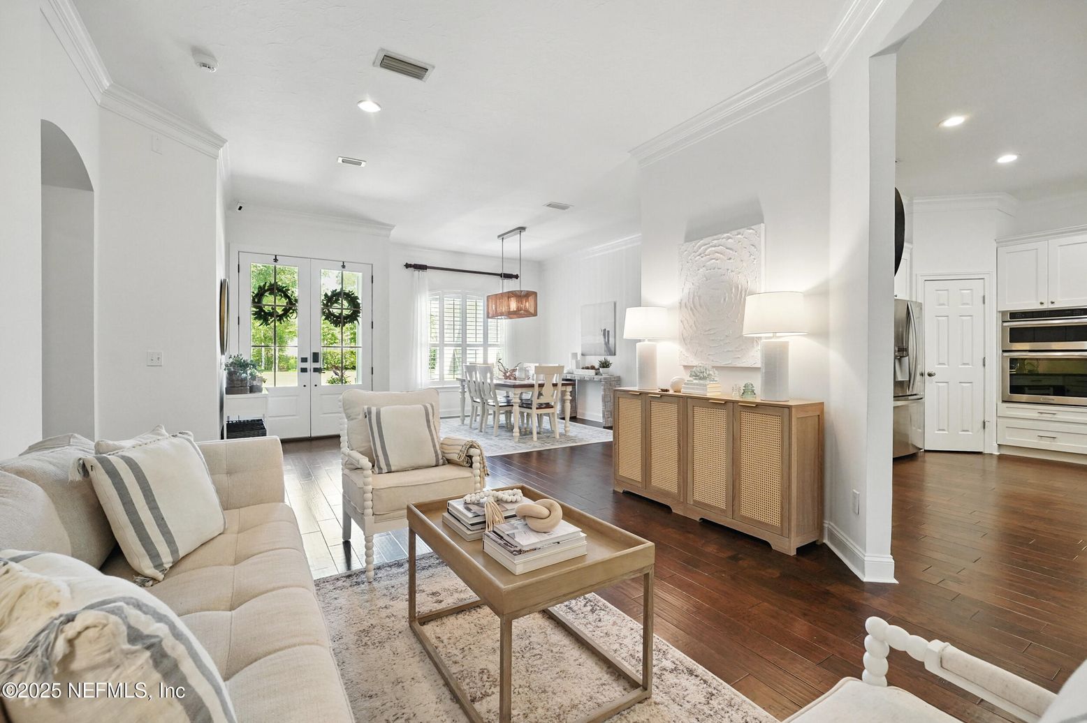 Dining room, Interior, Kitchen, Living room, Pendant Lights, Recessed Lighting, Stainless Steel Appliances, Wood Texture Flooring