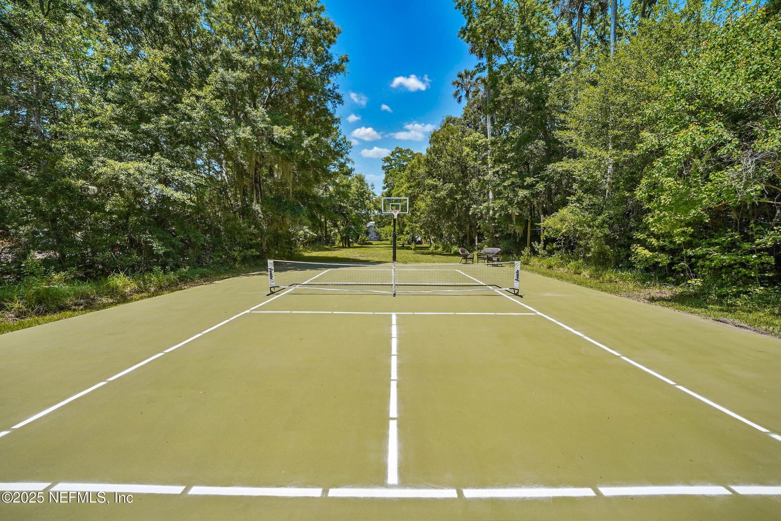 Exterior, Tennis Courts