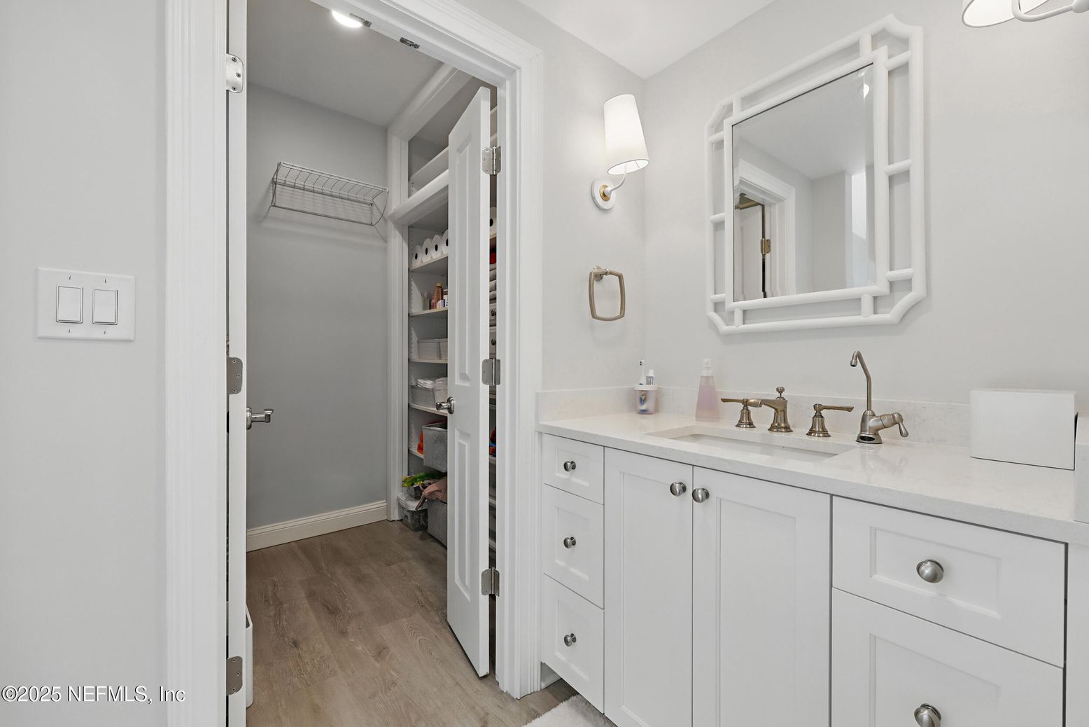 Bathroom, Interior, Recessed Lighting, Walk-in Closets, Wood Texture Flooring