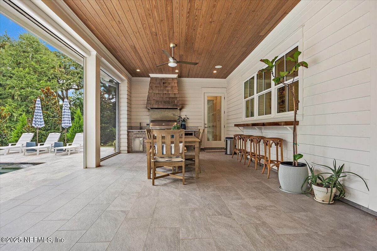Exterior, Recessed Lighting