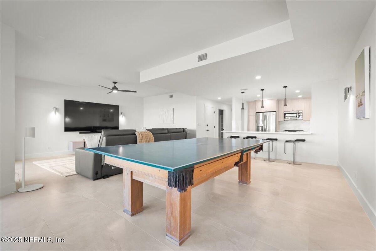 Game Room, Interior, Kitchen, Living room, Pendant Lights, Recessed Lighting