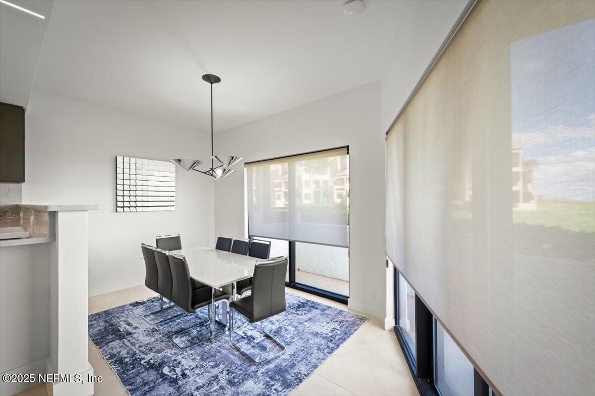 Dining room, Interior, Pendant Lights