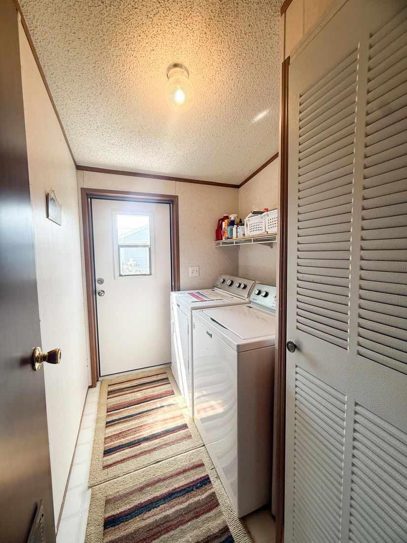 Interior, Washer