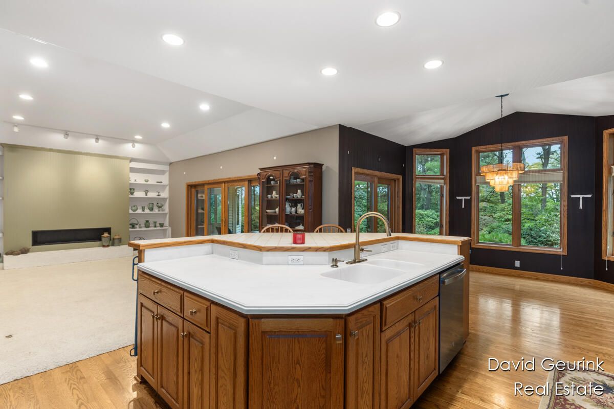 Chandelier, Interior, Kitchen, Pendant Lights, Recessed Lighting, Wood Texture Flooring