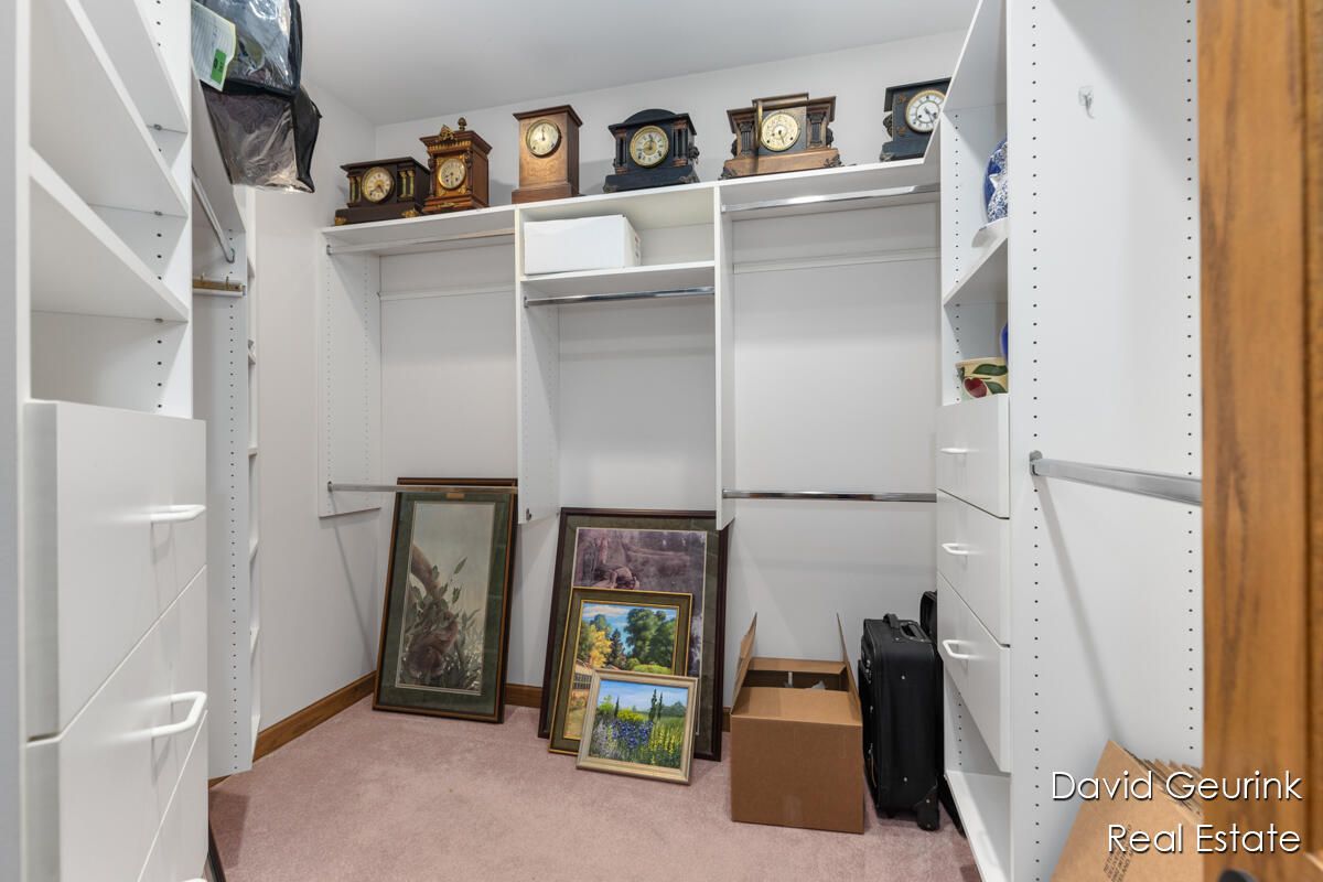 Interior, Walk-in Closets