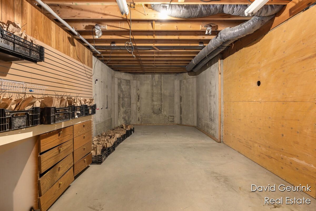 Interior, Wooden Beams, Wooden Walls