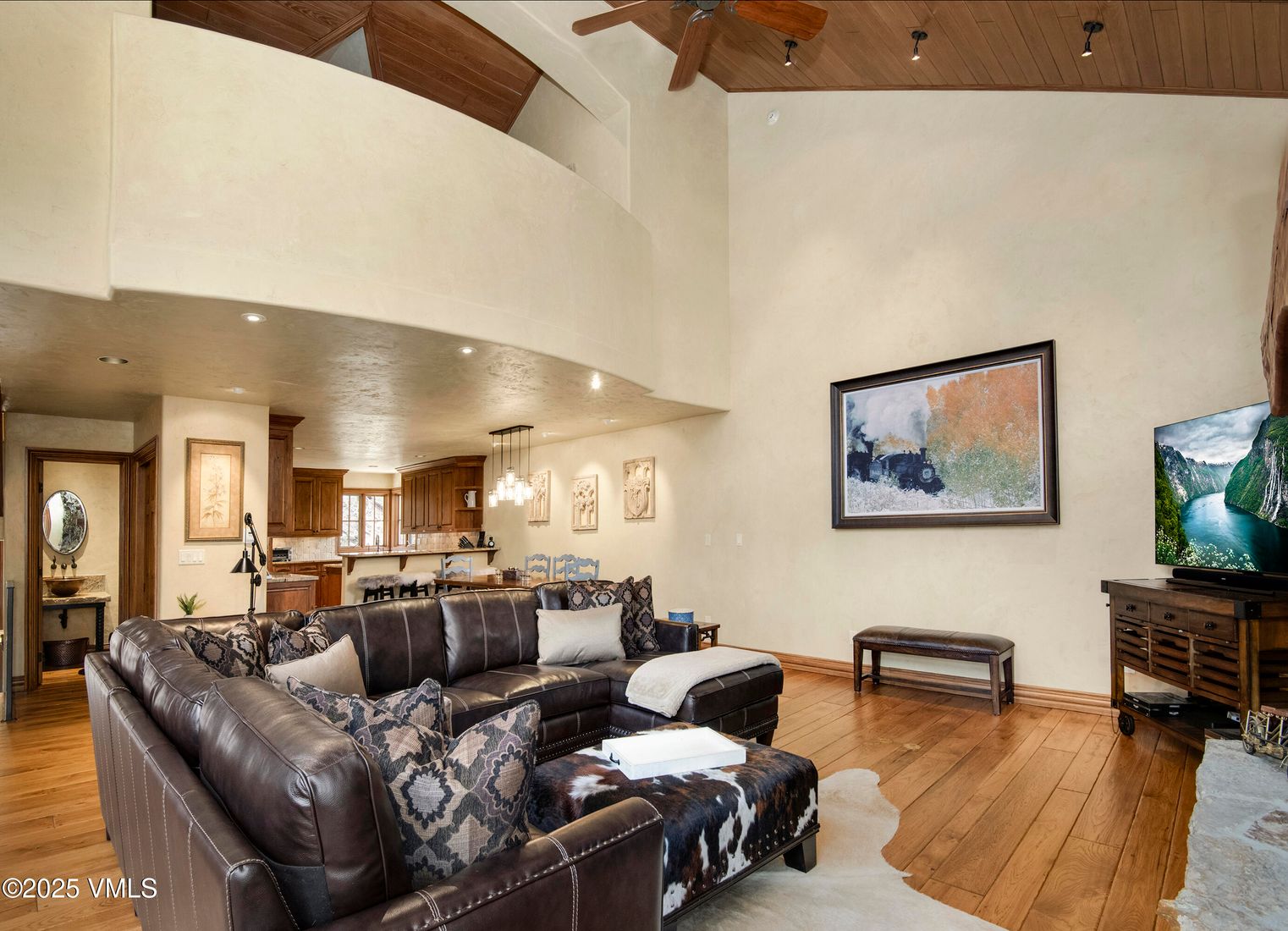 Dining room, Interior, Kitchen, Living room, Pendant Lights, Recessed Lighting, Wooden Ceilings, Wood Texture Flooring