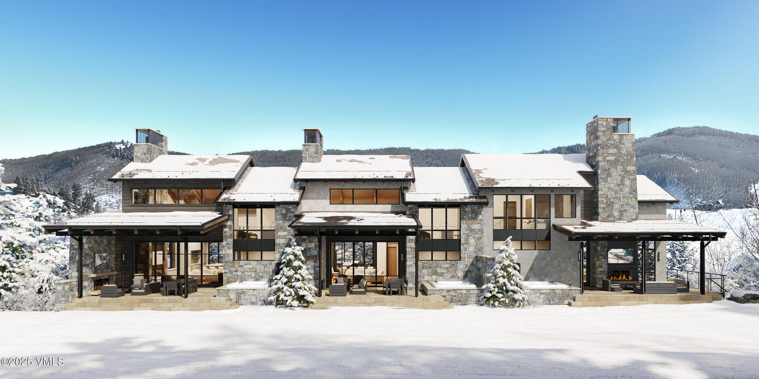 Exterior, Facade, Modern