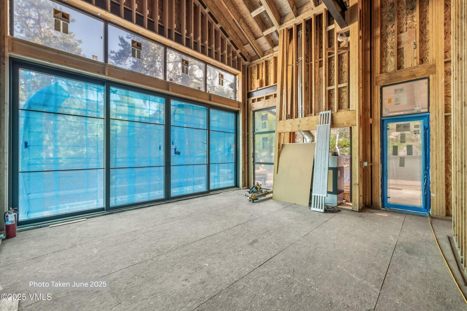Empty room, Interior, Wooden Beams, Wooden Ceilings, Wooden Walls
