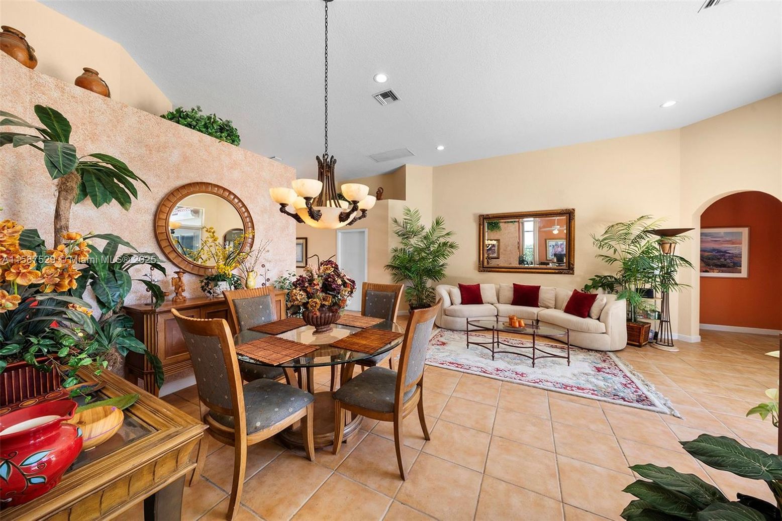 Chandelier, Dining room, Interior, Living room, Recessed Lighting