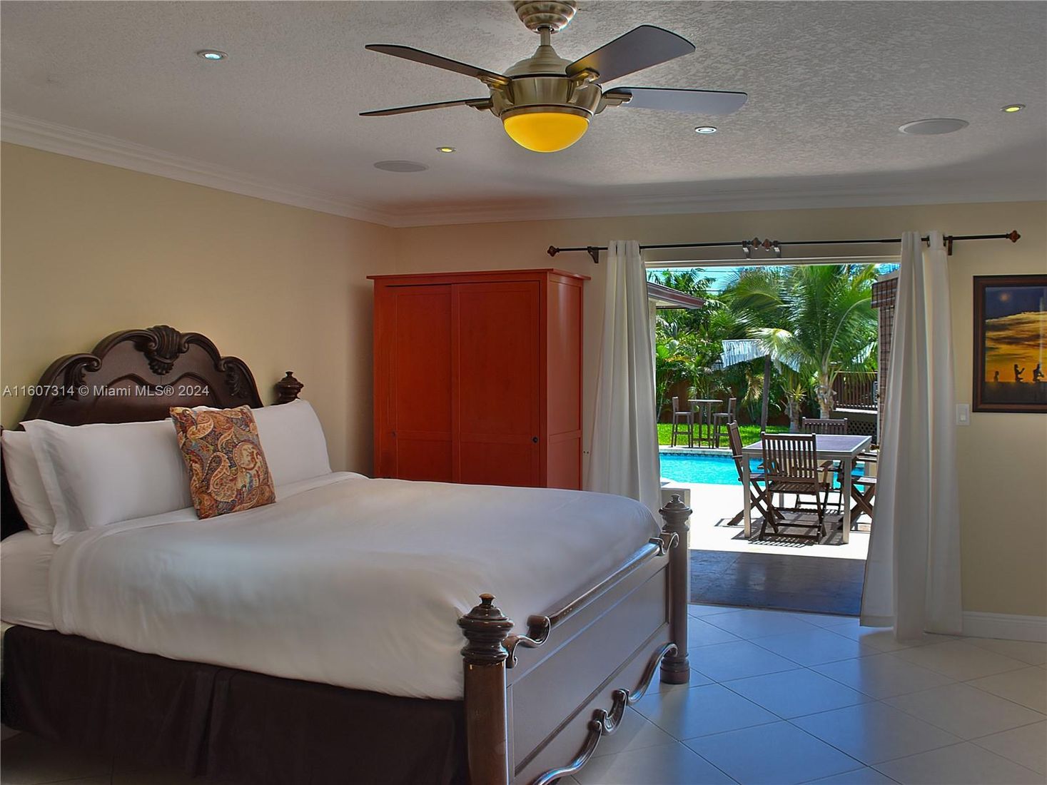 Bedroom, Interior, Recessed Lighting