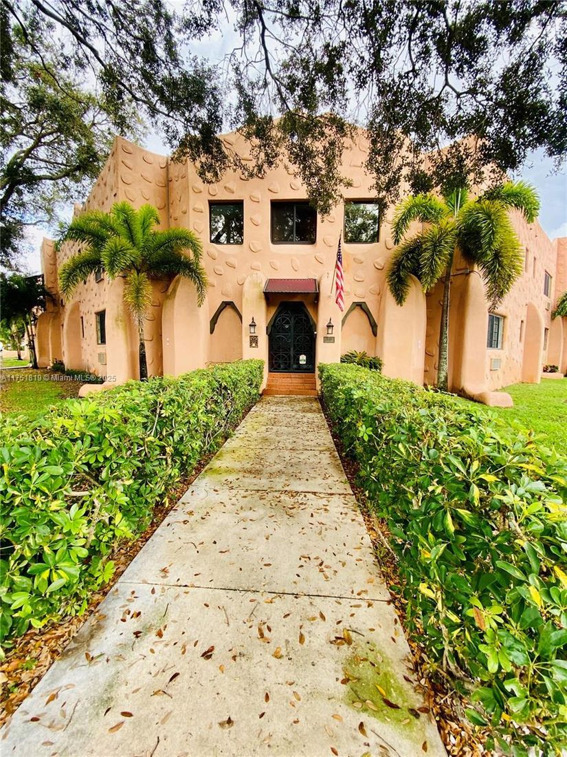 Backyard, Exterior, Facade, Mediterranean