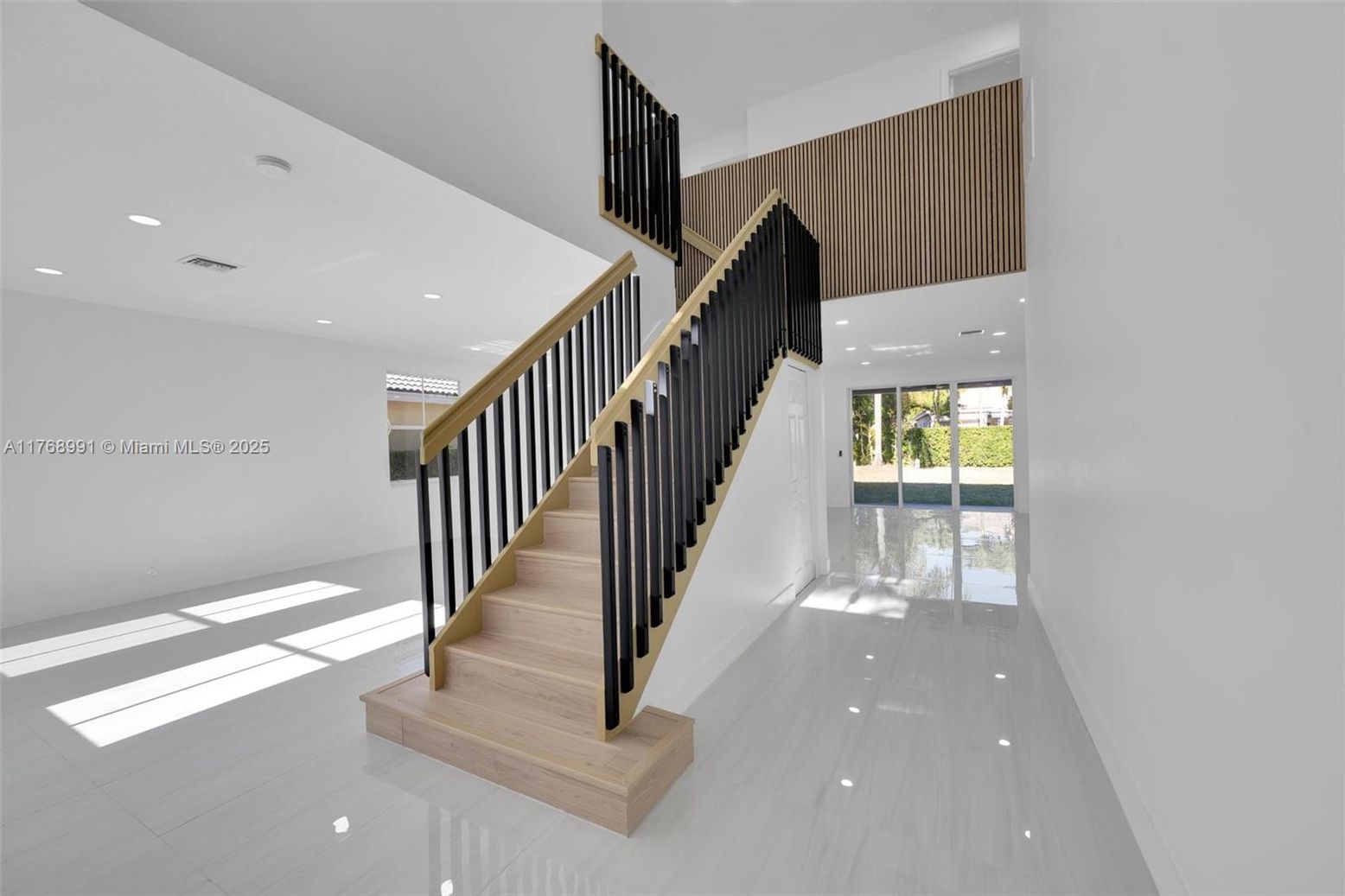 Interior, Marble, Recessed Lighting
