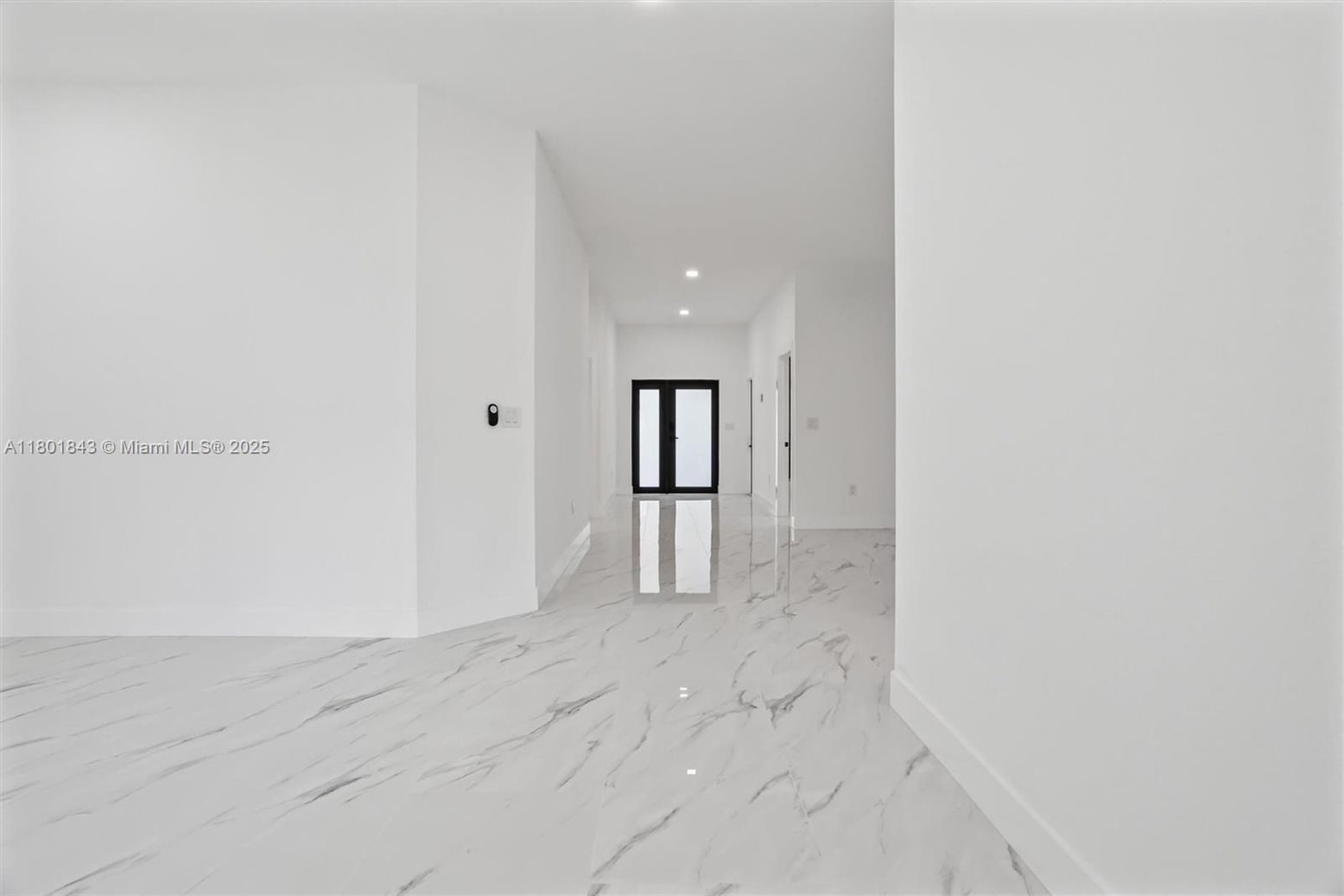 Empty room, Interior, Marble, Recessed Lighting
